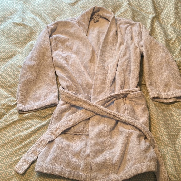 Bath Robe - Picture 2 of 3